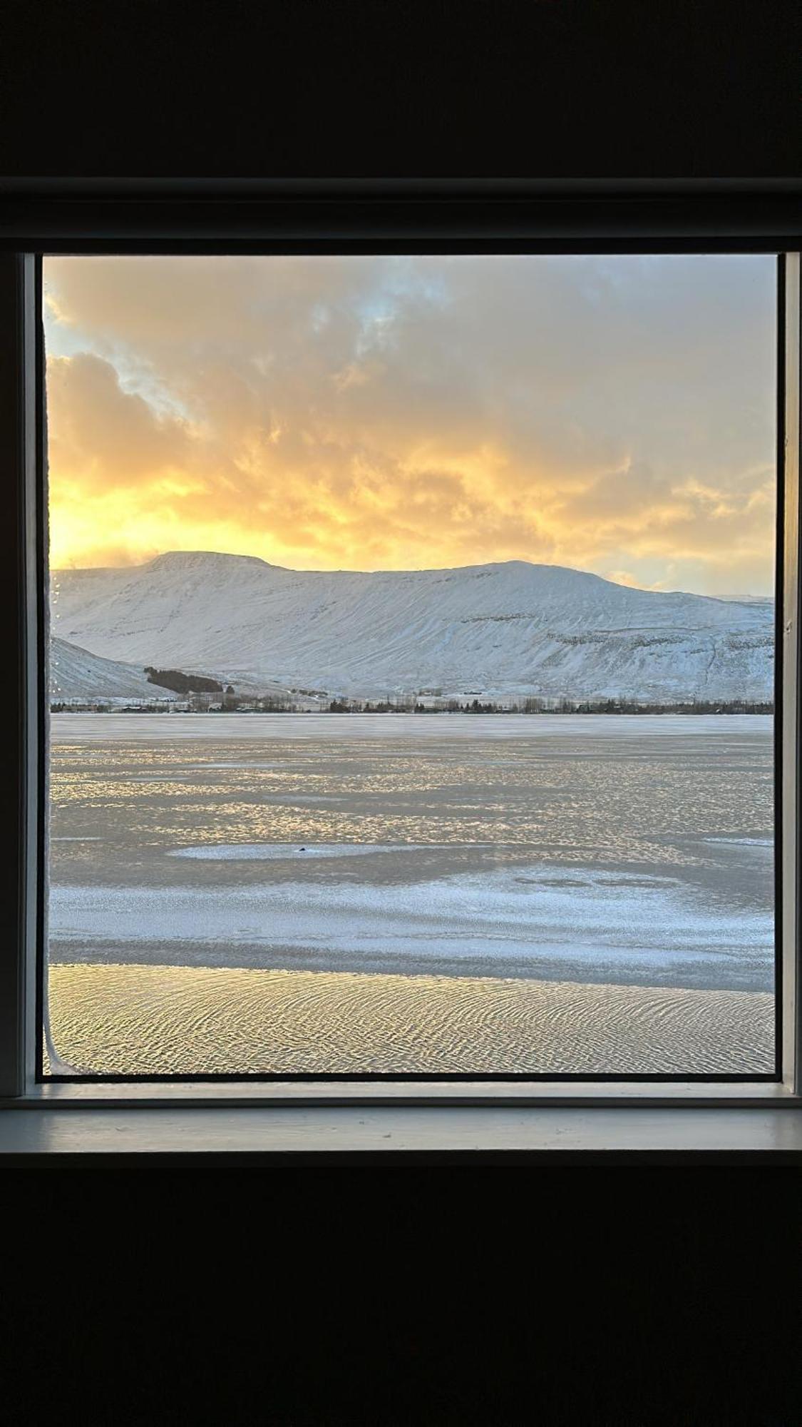 Cosy Lakeview Cabin 45 Minutes From Reykjavik Mosfellsbaer Ngoại thất bức ảnh