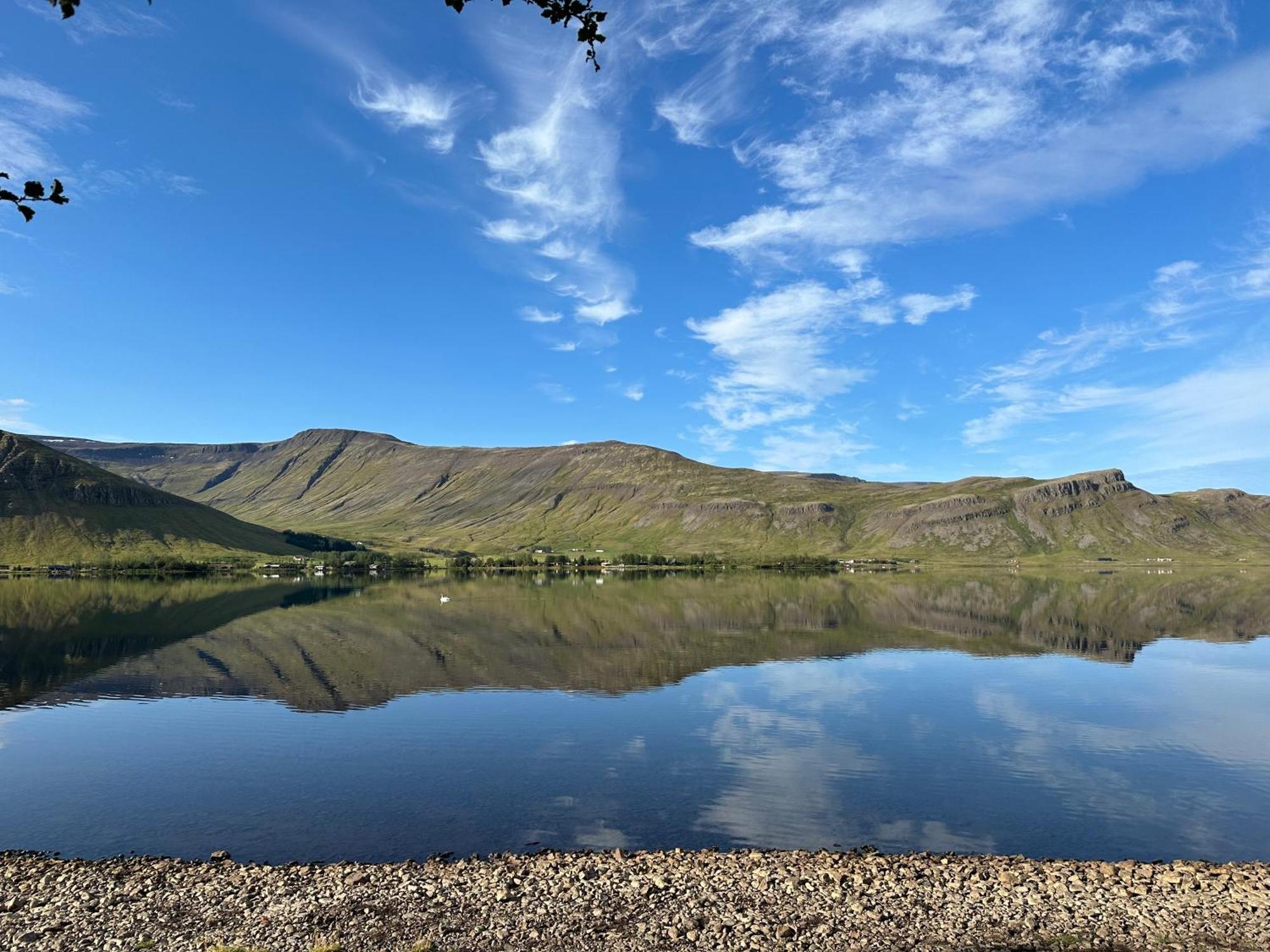 Cosy Lakeview Cabin 45 Minutes From Reykjavik Mosfellsbaer Ngoại thất bức ảnh